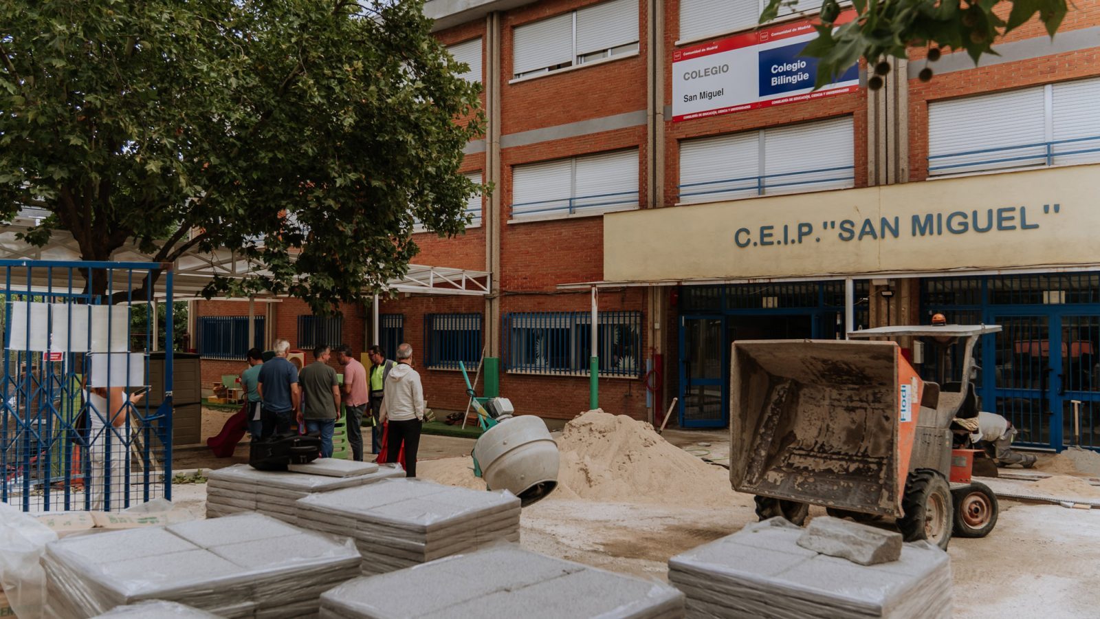 El Ayuntamiento de Las Rozas inicia obras de mejora en 14 centros educativos con 1.438.111,46 euros El Ayuntamiento de Las Rozas inicia obras de mejora en 14 centros educativos con 1.438.111,46 euros