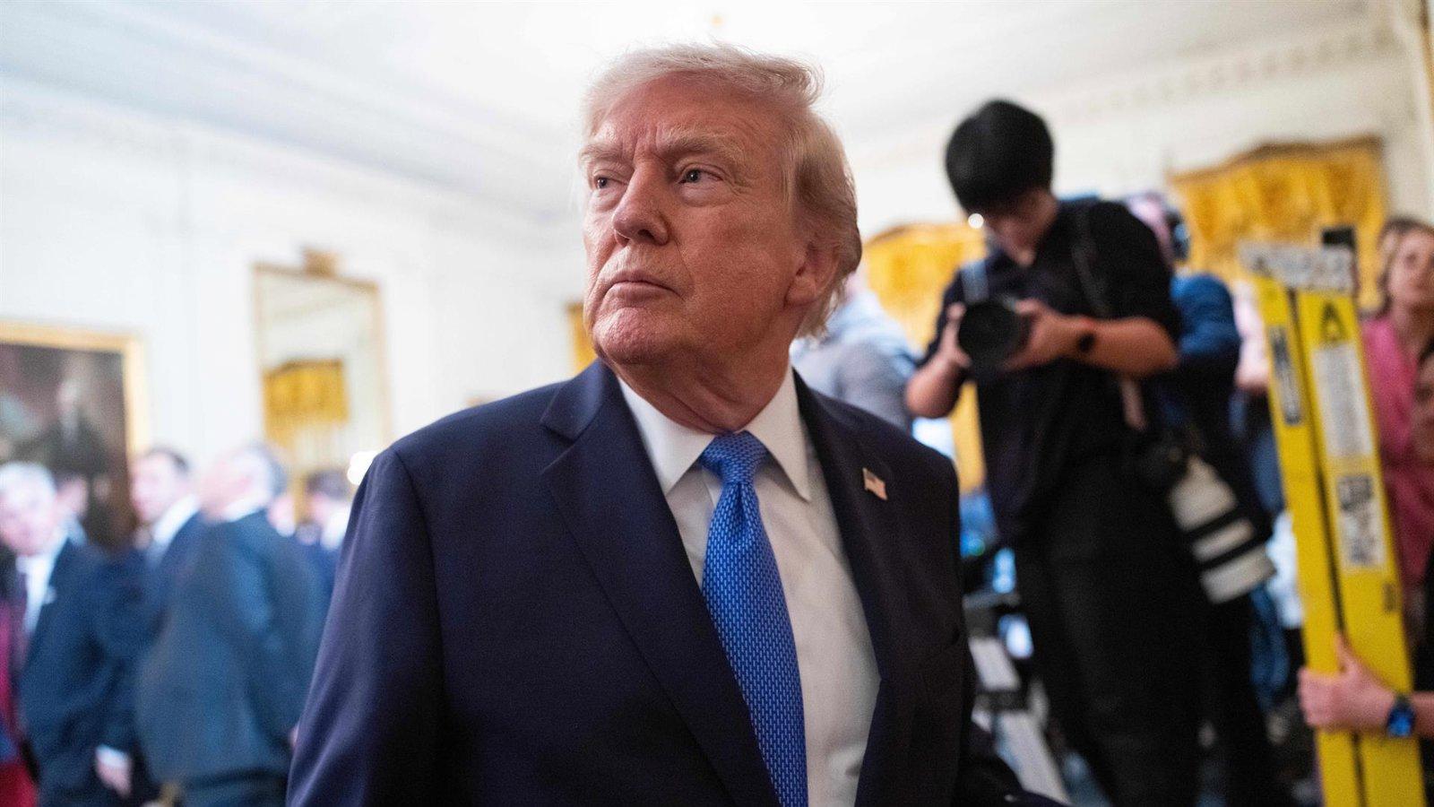 Trump afirma que EE.UU. controla el estrecho de Ormuz