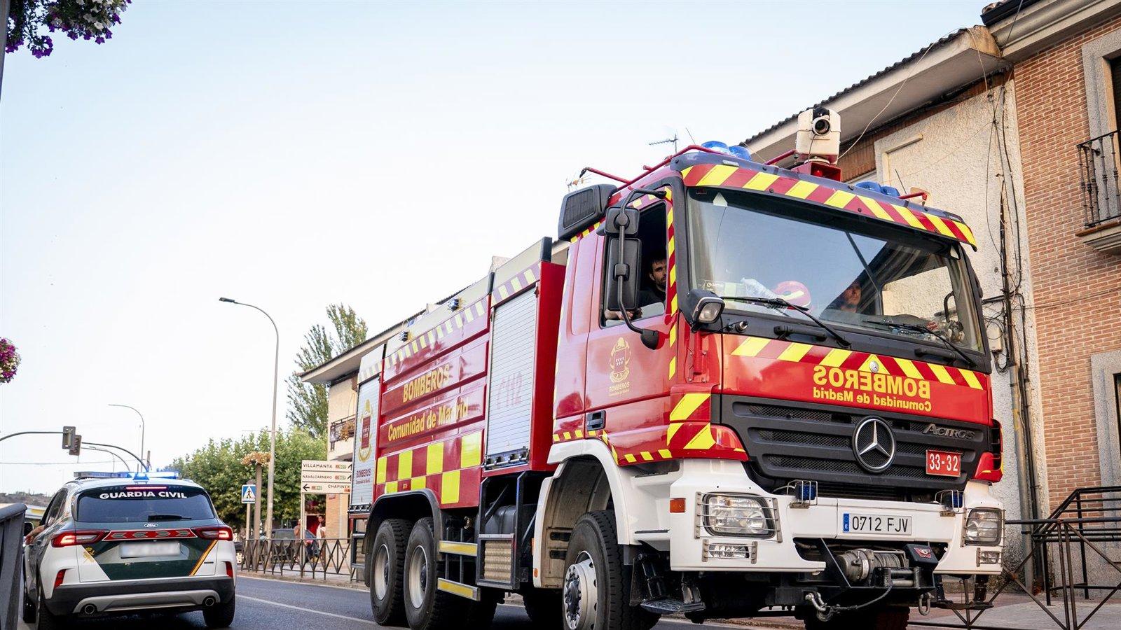 Vecinos regresan a sus casa tras el incendio en Chamberí Vecinos regresan a sus casa tras el incendio en Chamberí