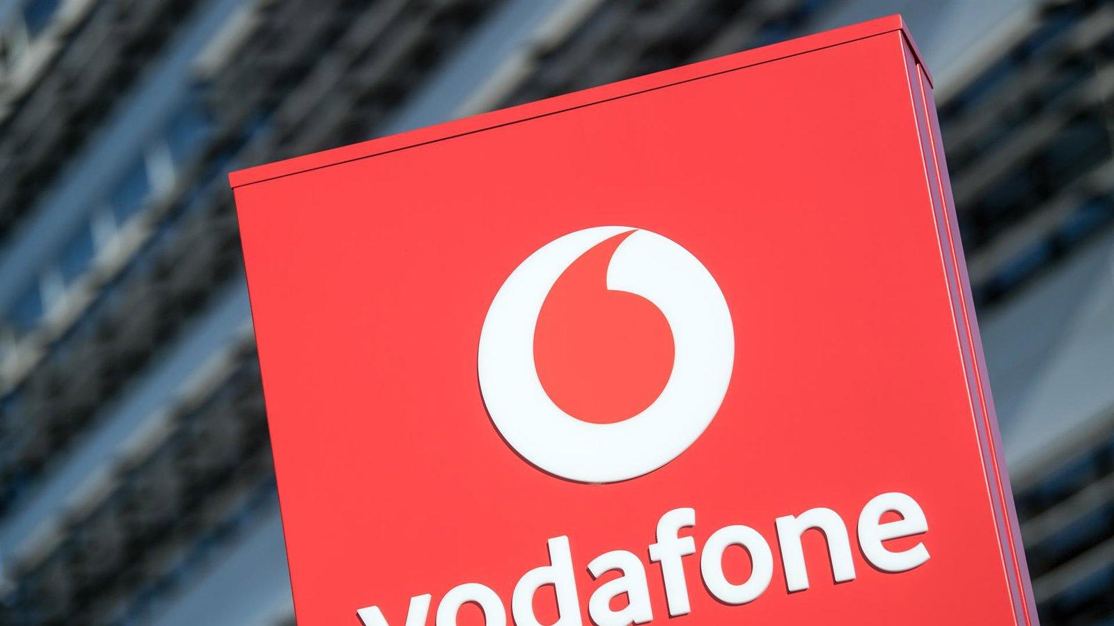Vodafone activa las llamadas y SMS gratuitos a Colombia tras el terremoto Vodafone activa las llamadas y SMS gratuitos a Colombia tras el terremoto