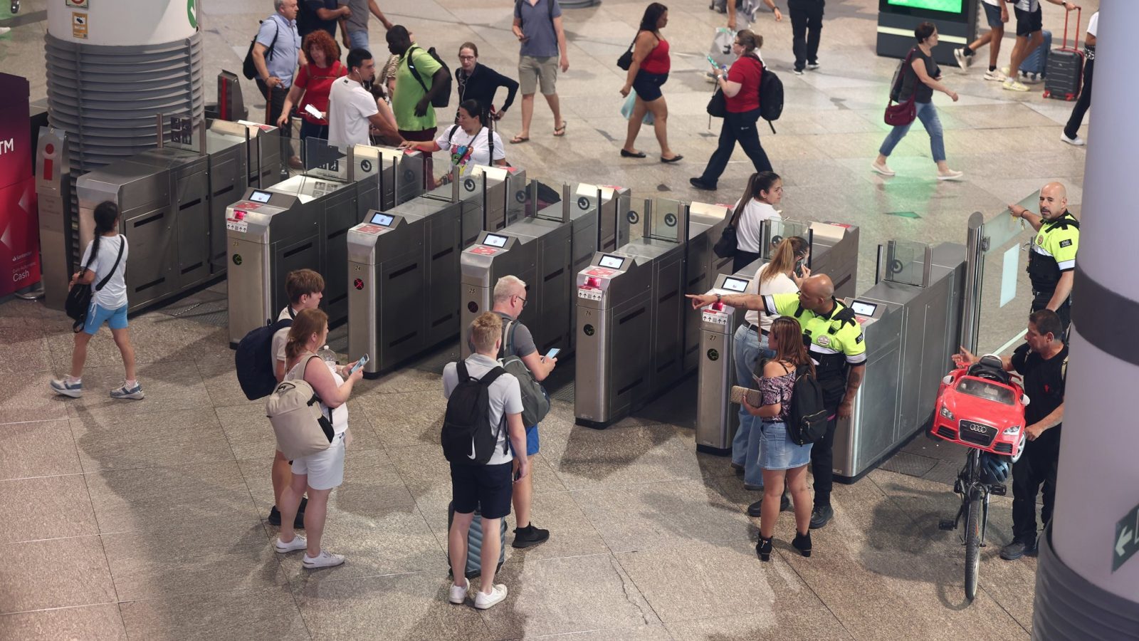 Cercanías Madrid organiza una yincana con 80 participantes en la Semana de la Movilidad