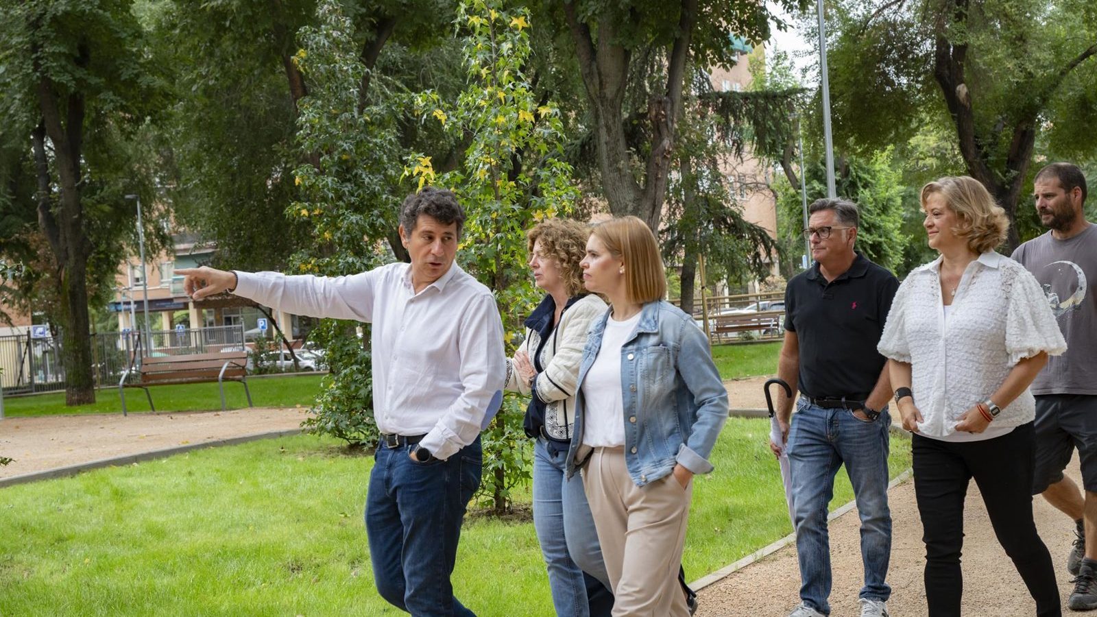 Alcalá finaliza la remodelación de la Plaza Príncipe Carlos Alcalá finaliza la remodelación de la Plaza Príncipe Carlos