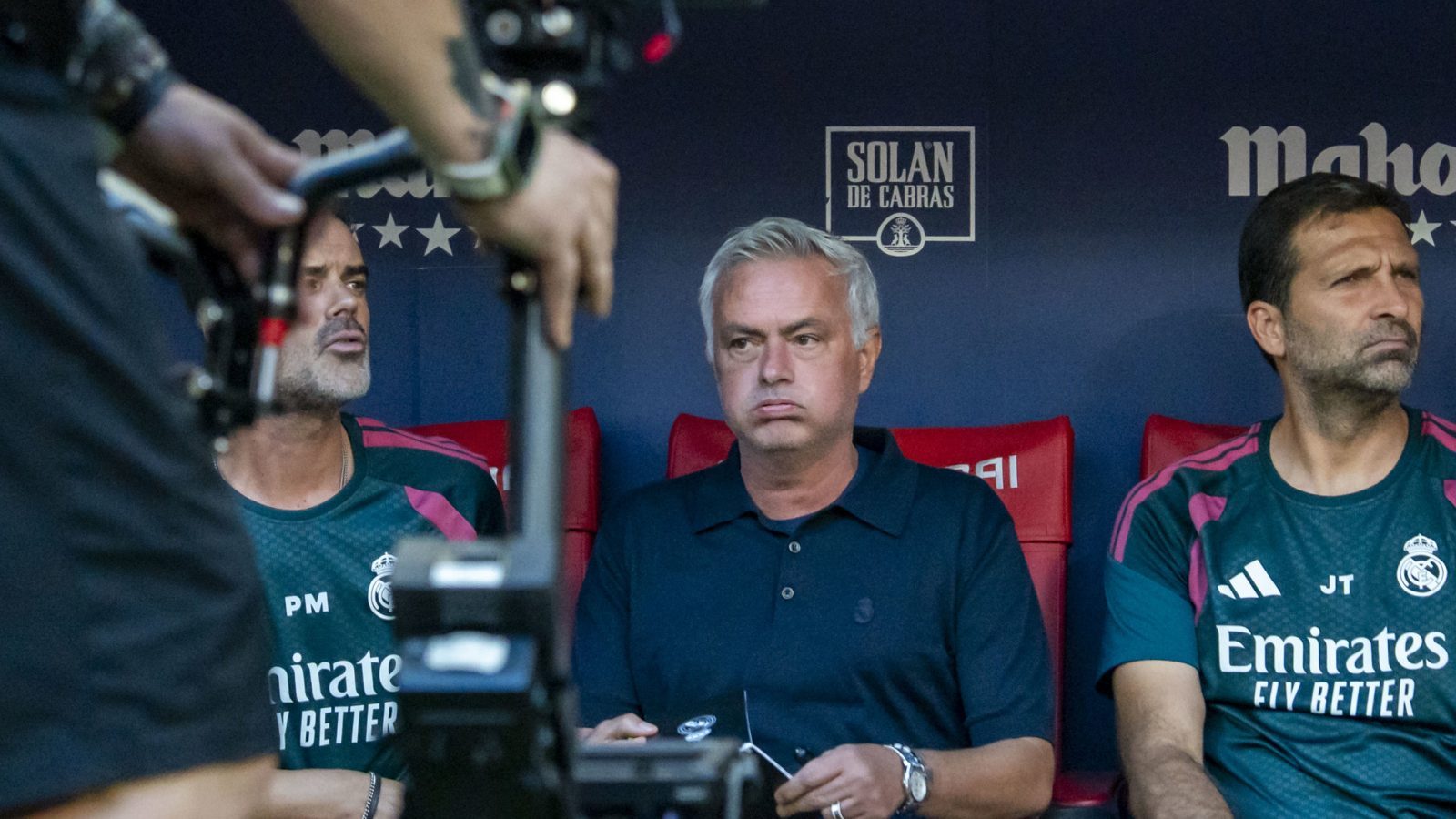 El Atlético responde a Mourinho sobre el arbitraje del derbi El Atlético responde a Mourinho sobre el arbitraje del derbi