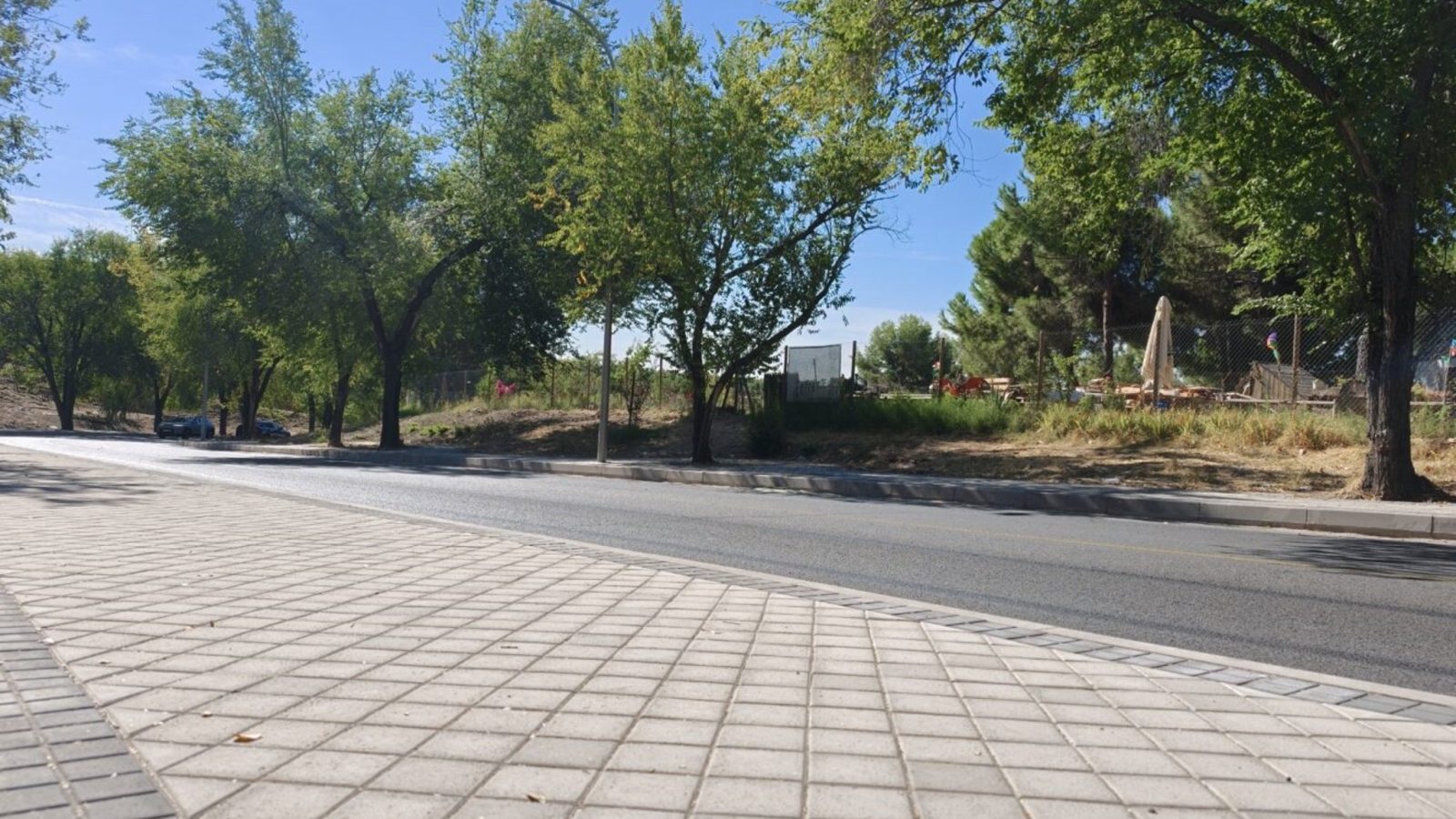 1,9 millones para reurbanizar la avenida de Santa Catalina en Vallecas 1,9 millones para reurbanizar la avenida de Santa Catalina en Vallecas