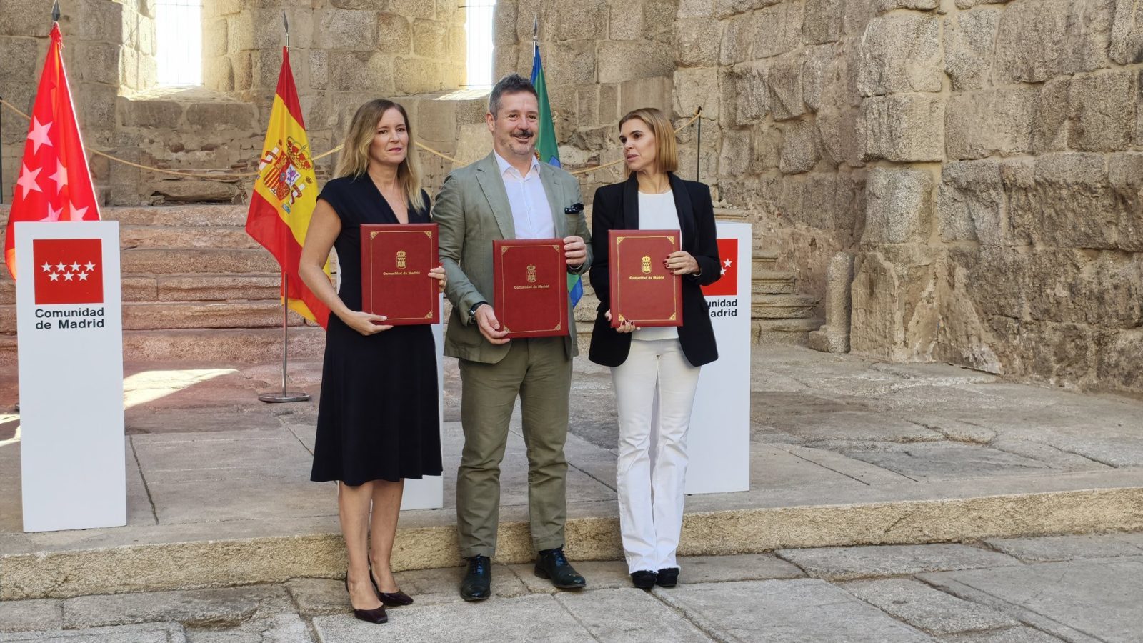 La Comunidad de Madrid lanza 12 rutas turísticas para mayores de 65 años La Comunidad de Madrid lanza 12 rutas turísticas para mayores de 65 años
