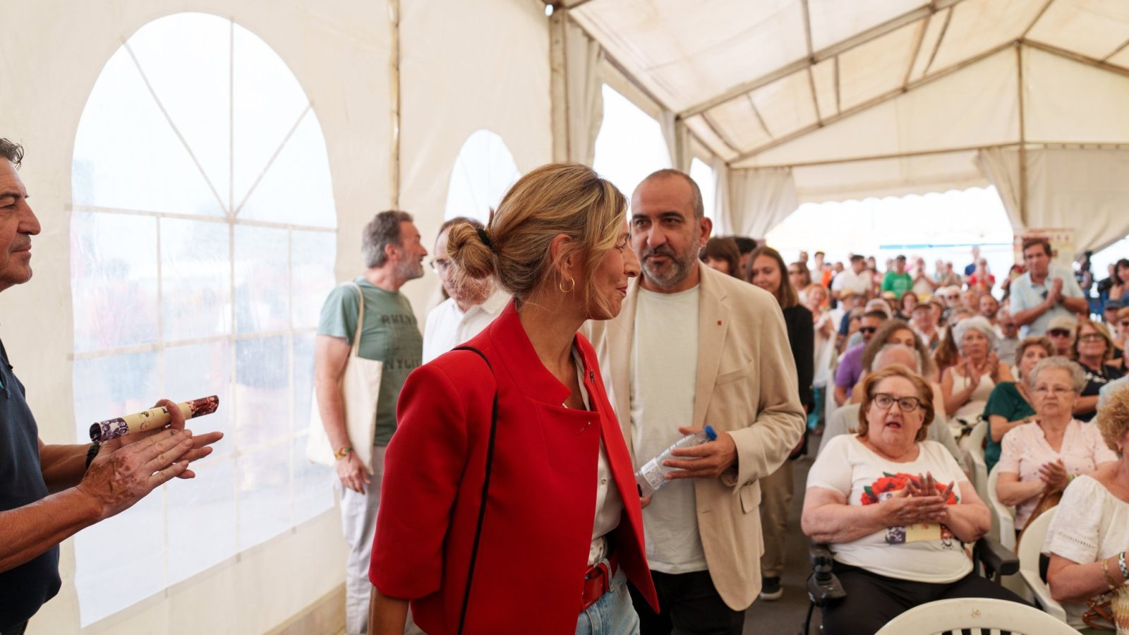 Díaz exige un decreto que "meta mano a los fondos buitre" Díaz exige un decreto que "meta mano a los fondos buitre"