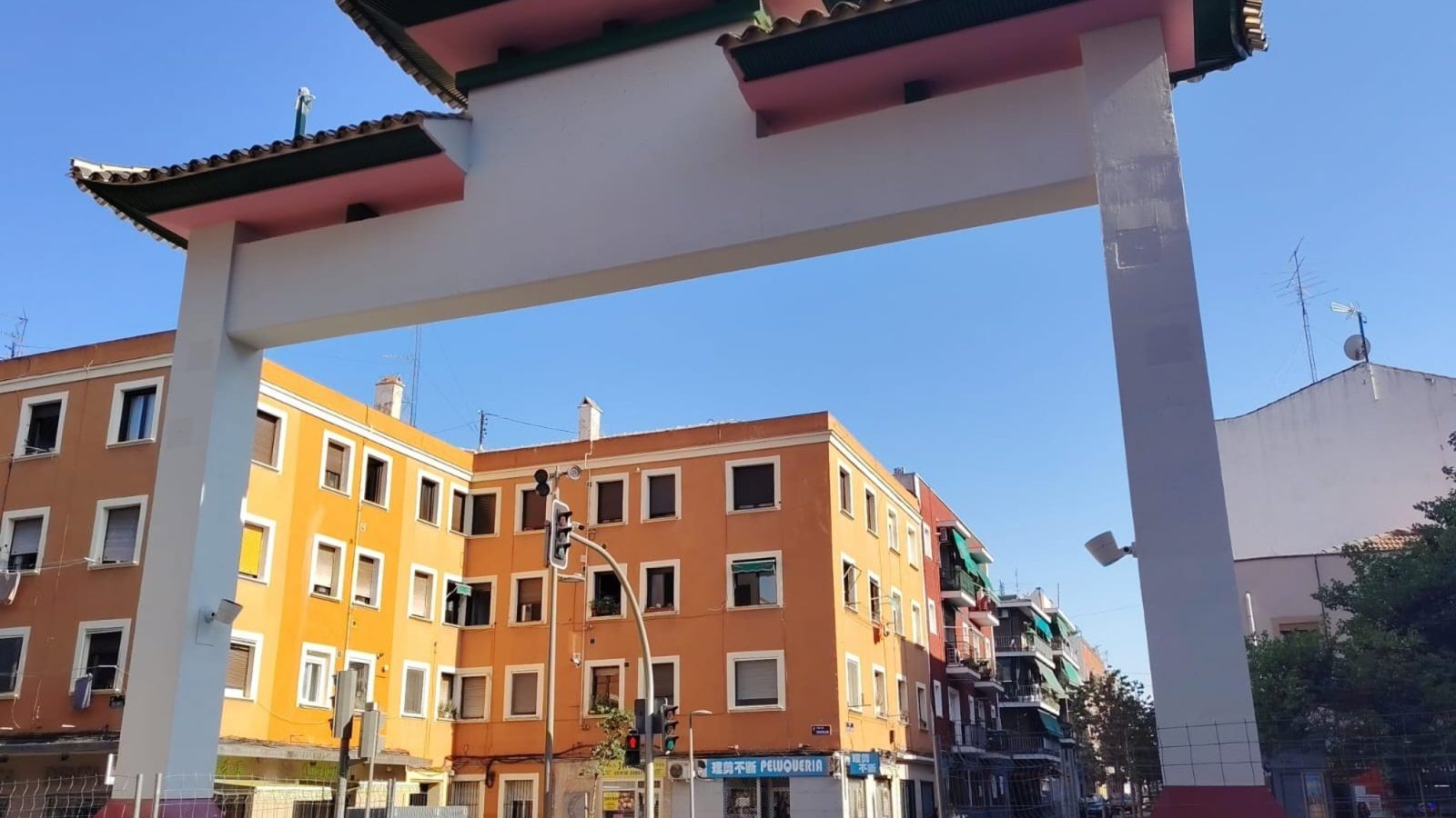 El arco chino de Usera abre al público el 1 de octubre El arco chino de Usera abre al público el 1 de octubre