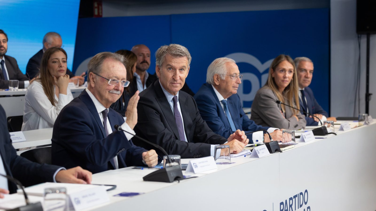 Feijóo acusa a Sánchez de fracasar en política de vivienda Feijóo acusa a Sánchez de fracasar en política de vivienda