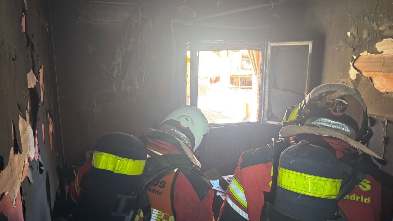 Un fuego en un chalet de Navalcarnero obliga a desalojar a sus ocupantes sin heridos Un fuego en un chalet de Navalcarnero obliga a desalojar a sus ocupantes sin heridos