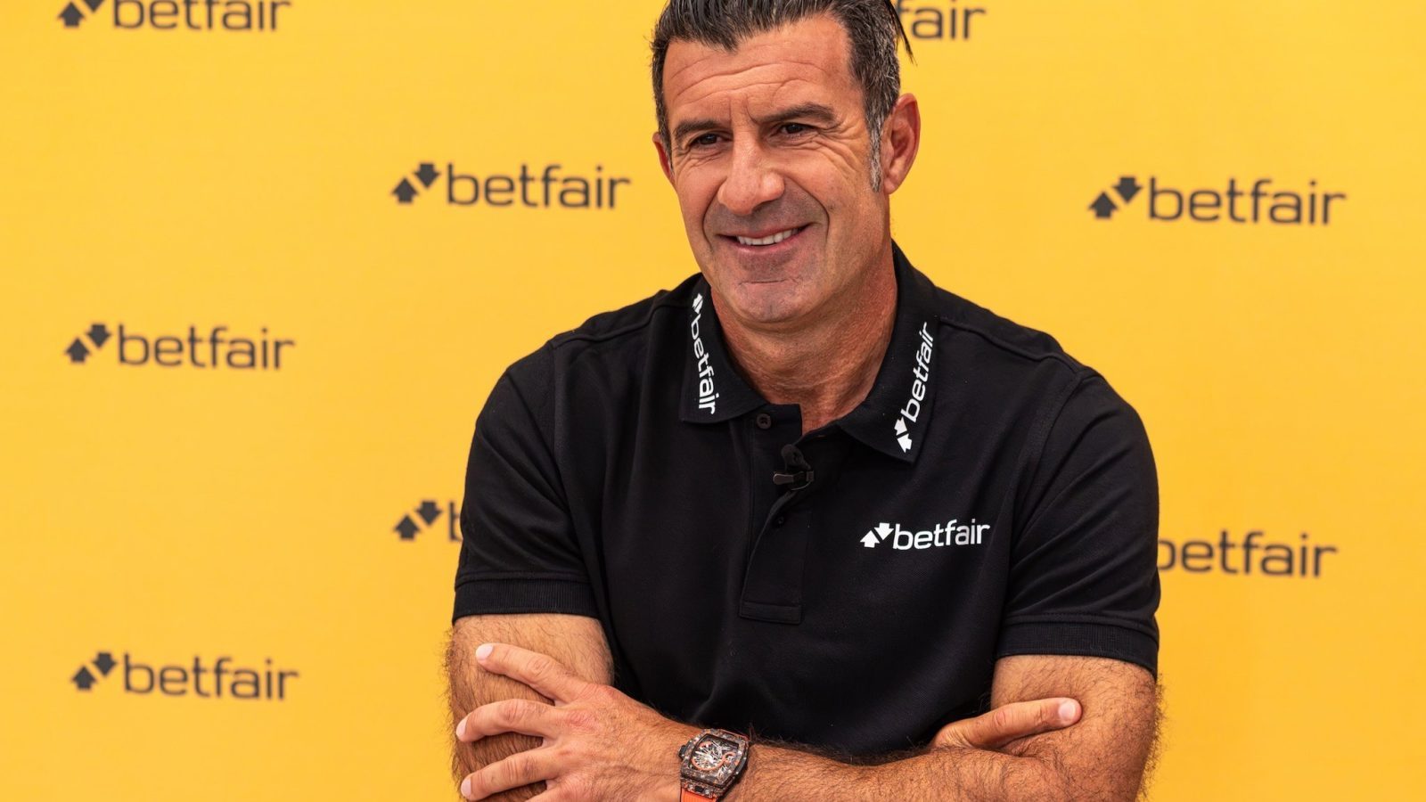 Figo elogia los fichajes del Real Madrid pese al coste