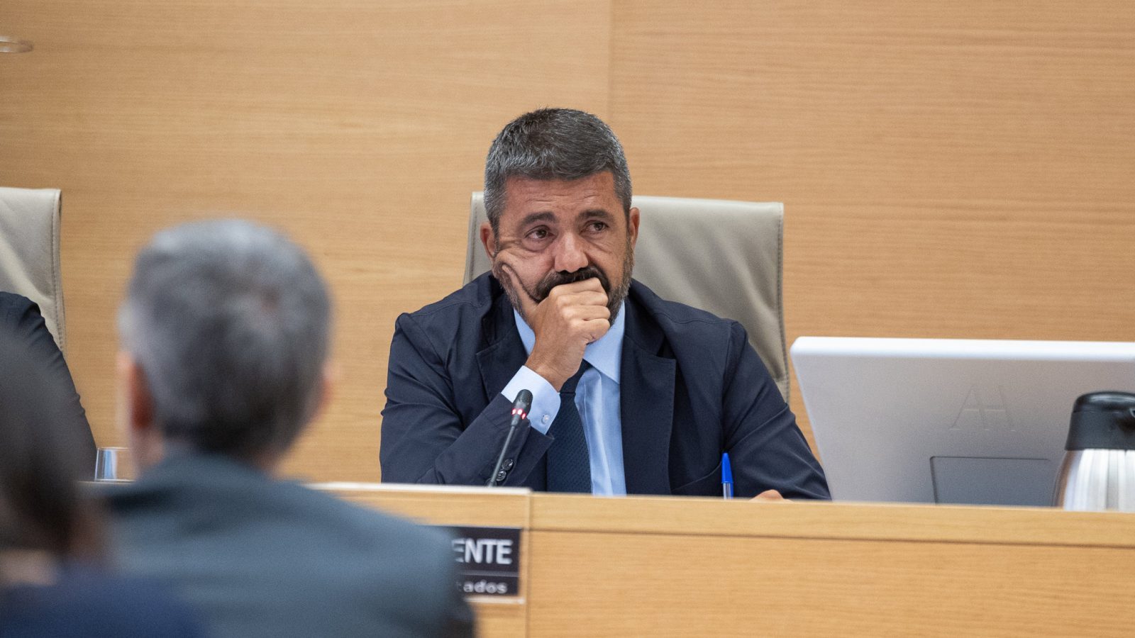 Mazón rechaza asumir responsabilidad política en el Senado Mazón rechaza asumir responsabilidad política en el Senado