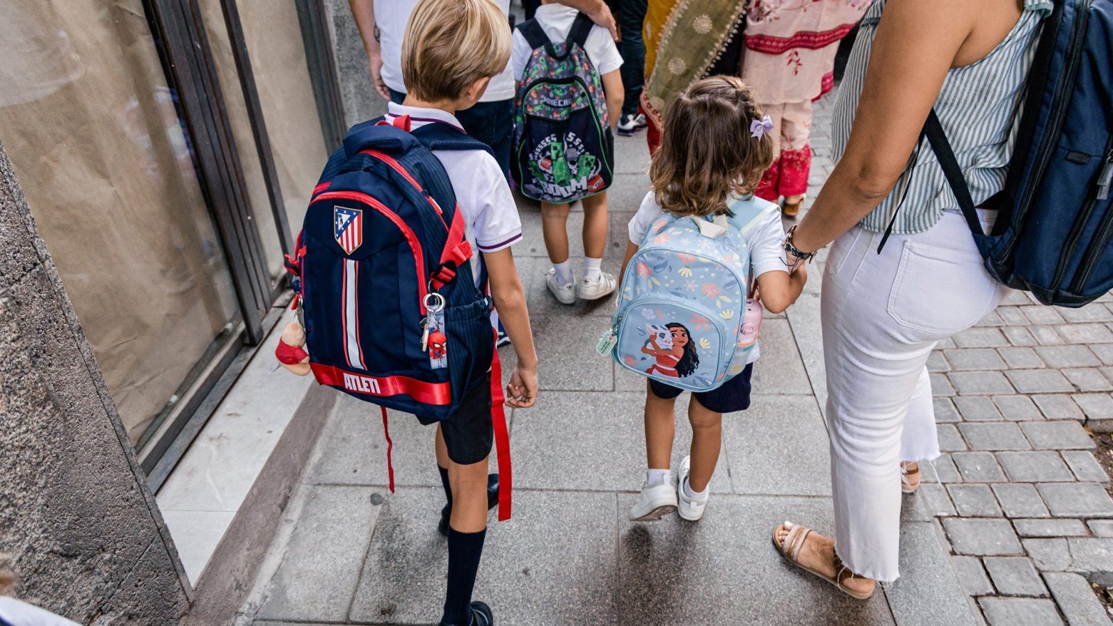 Más de un millón de alumnos madrileños vuelven al colegio Más de un millón de alumnos madrileños vuelven al colegio