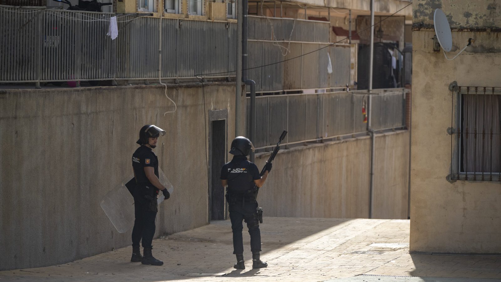 La Policía expulsa de Ceuta a tres personas por vínculos yihadistas La Policía expulsa de Ceuta a tres personas por vínculos yihadistas