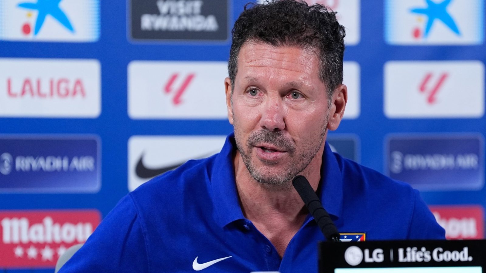 Simeone pide el Balón de Oro para Messi sin dudarlo Simeone pide el Balón de Oro para Messi sin dudarlo