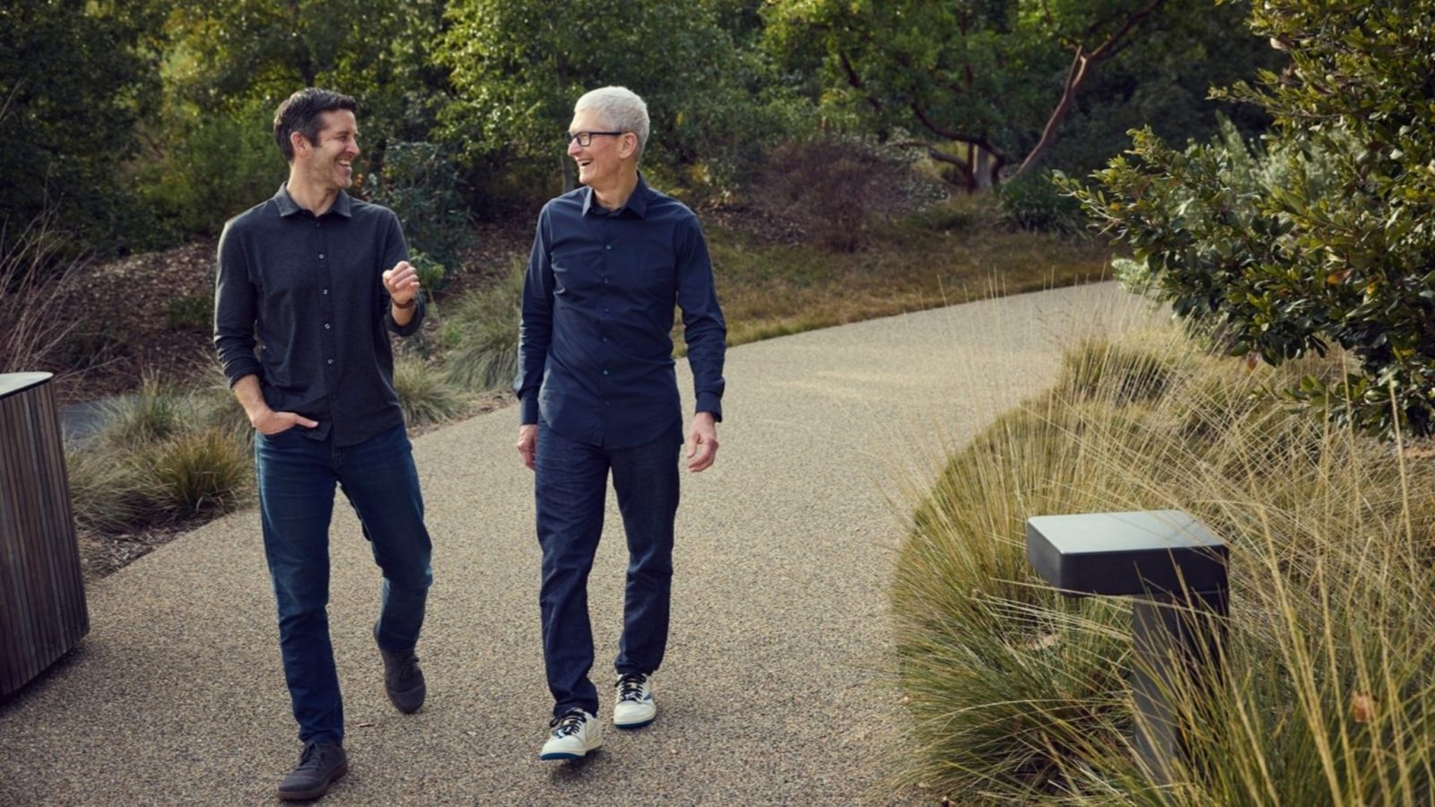 Tim Cook se despide de Apple tras 13 años como consejero