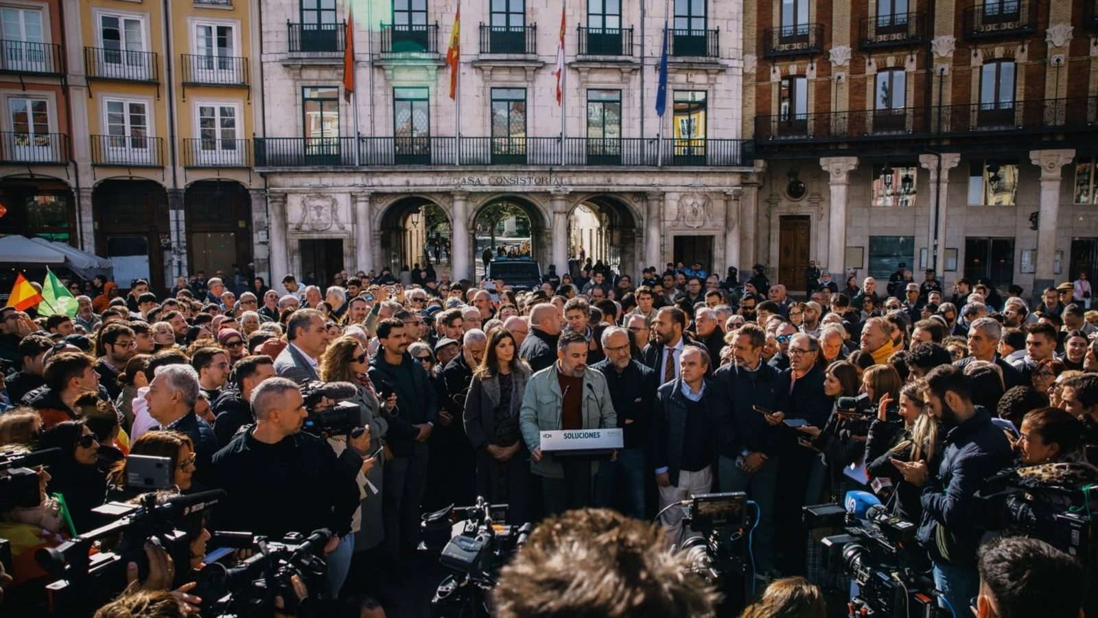 Abascal culpa al Gobierno de las protestas contra Vox