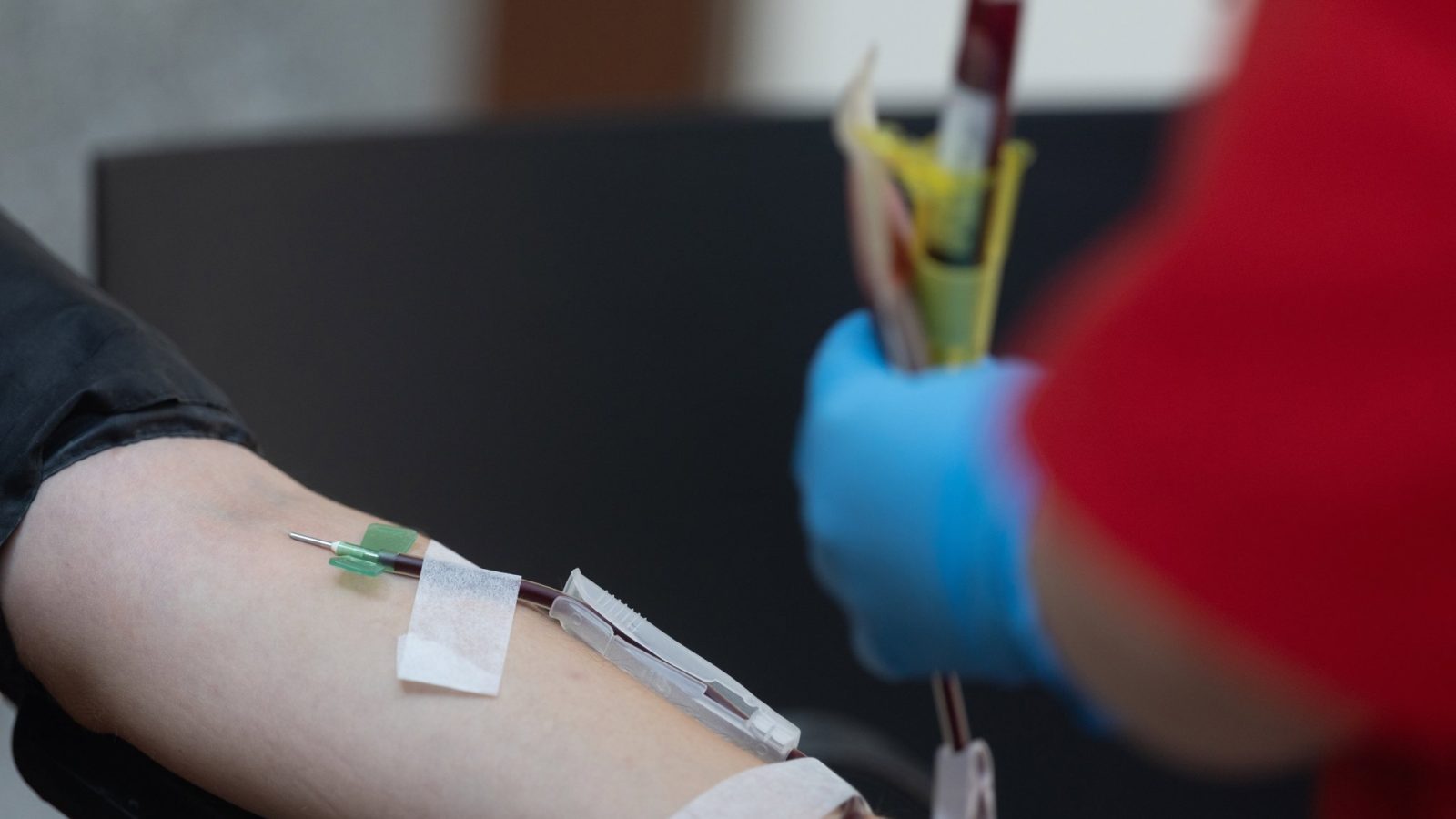 Los madrileños se vuelcan con la donación de sangre tras el accidente Los madrileños se vuelcan con la donación de sangre tras el accidente