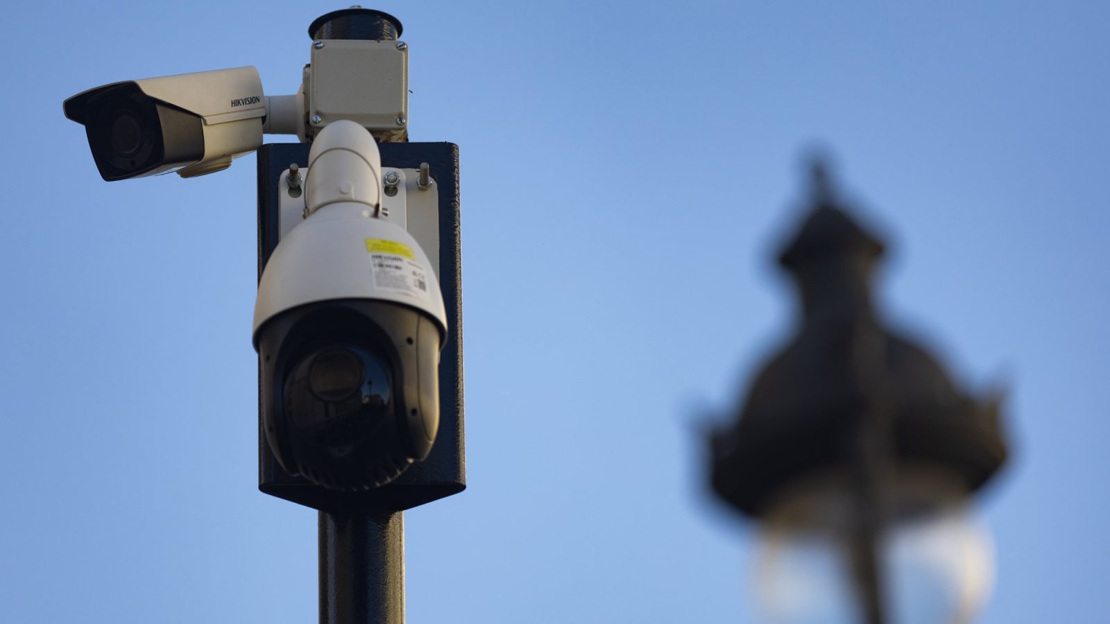 El Ayuntamiento refuerza la vigilancia en Puente de Vallecas El Ayuntamiento refuerza la vigilancia en Puente de Vallecas