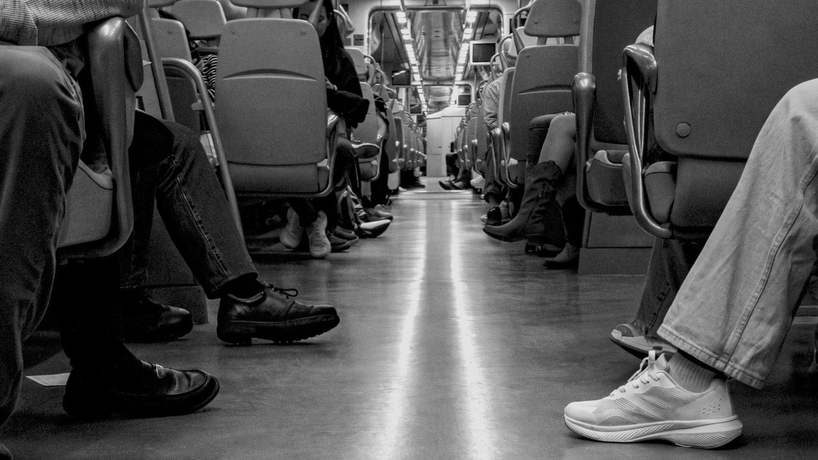Renfe abre el plazo para la XVIII edición del certamen 'Acercando tu objetivo' de Cercanías Madrid Renfe abre el plazo para la XVIII edición del certamen 'Acercando tu objetivo' de Cercanías Madrid