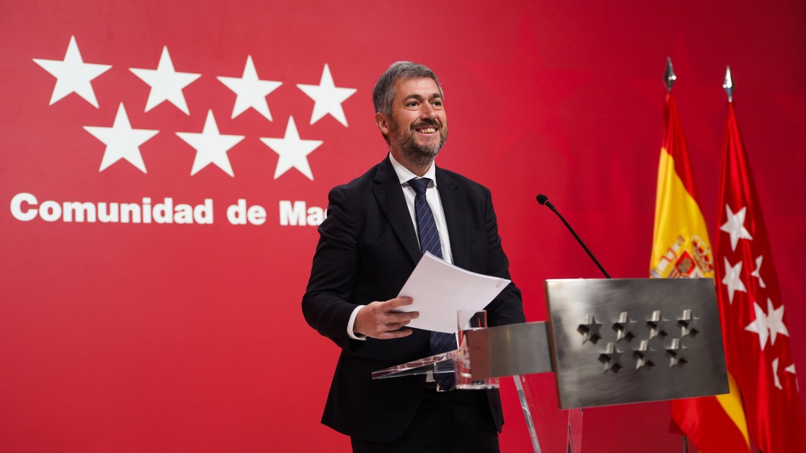 La Comunidad aprueba la Ley contra la Hiperregulación