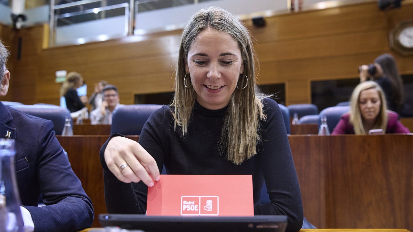 Mar Espinar irá de número dos de Óscar López a la Asamblea Mar Espinar irá de número dos de Óscar López a la Asamblea