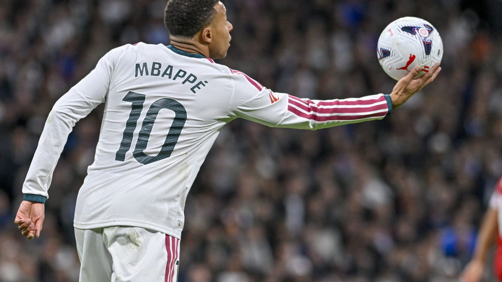 Mbappé reivindica su candidatura al Balón de Oro Mbappé reivindica su candidatura al Balón de Oro