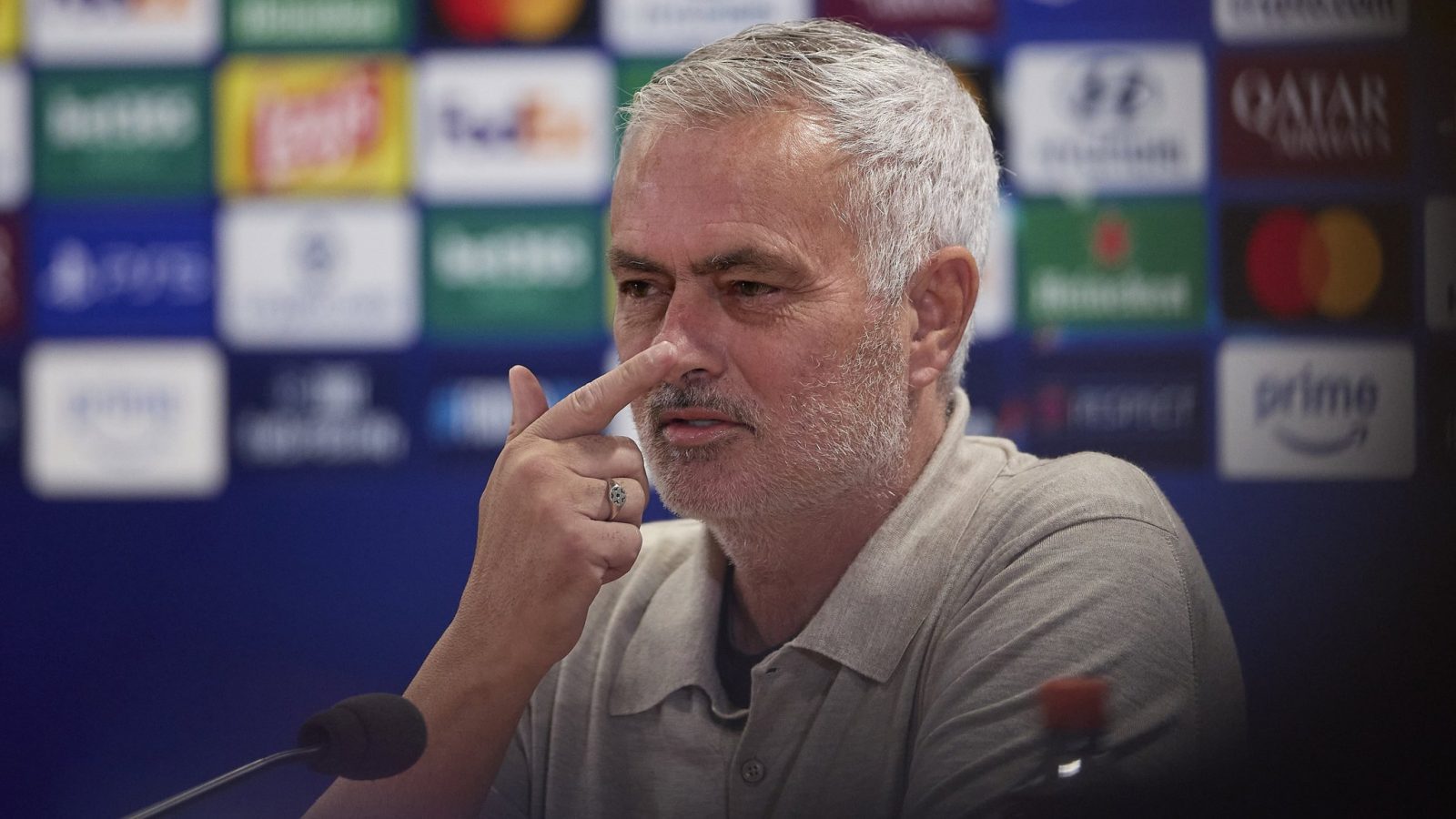 Mourinho cuestiona el momento de la sanción a Vinícius Mourinho cuestiona el momento de la sanción a Vinícius