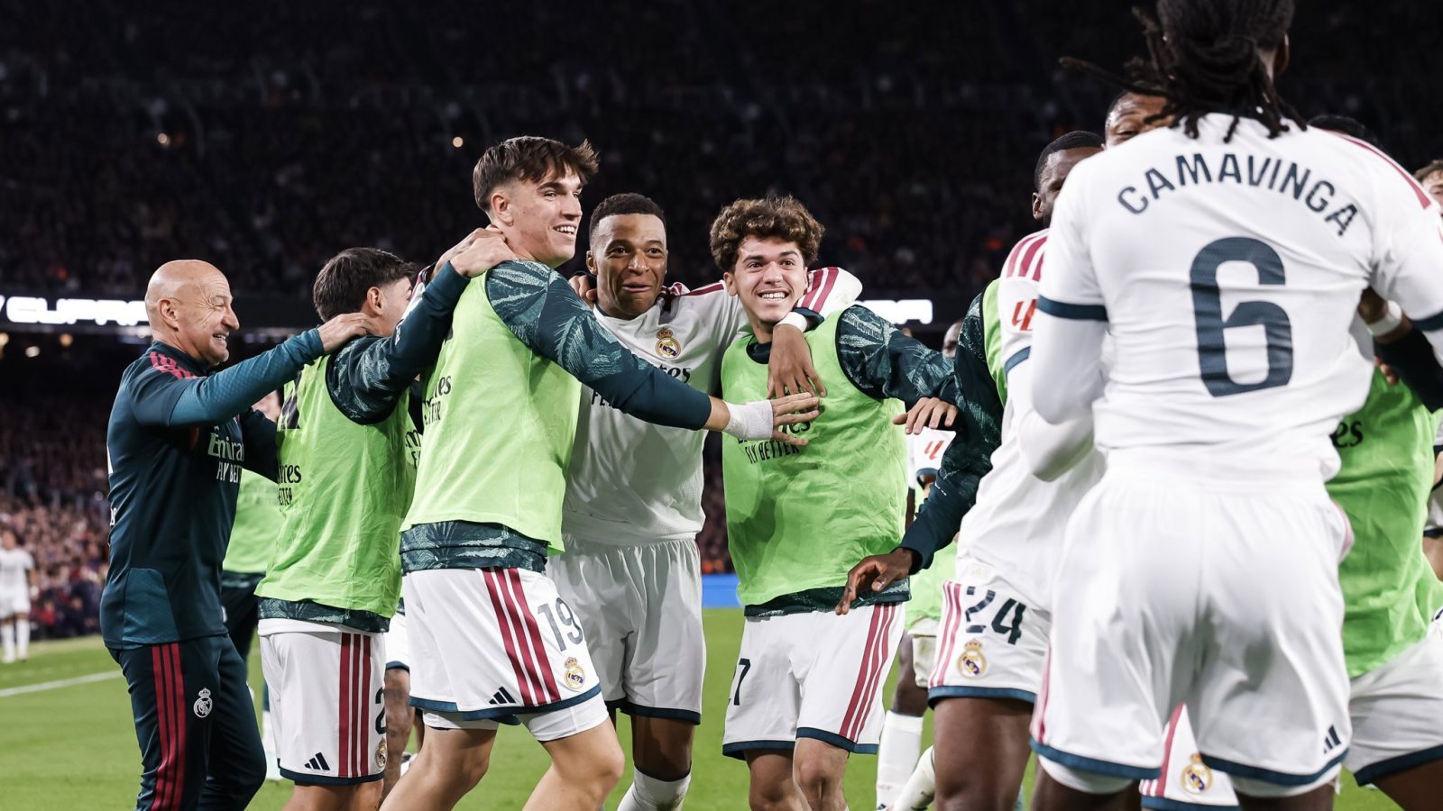 El Racing desafía al Real Madrid tras su triunfo en el Clásico El Racing desafía al Real Madrid tras su triunfo en el Clásico