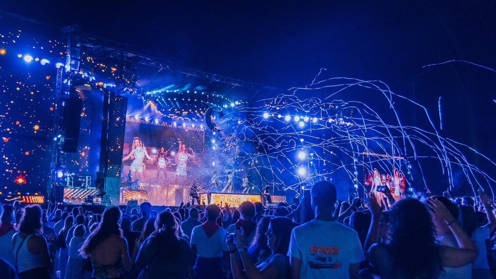 Los conciertos de las Fiestas de San Miguel reúnen a cerca de 35.000 personas en Las Rozas Los conciertos de las Fiestas de San Miguel reúnen a cerca de 35.000 personas en Las Rozas