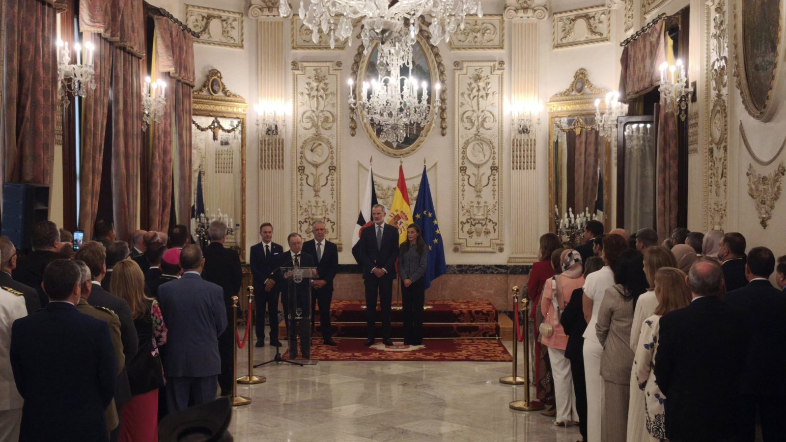 Vivas reclama la expulsión de inmigrantes durante la visita del Rey Vivas reclama la expulsión de inmigrantes durante la visita del Rey
