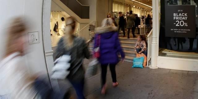 ¿Le parece bien que los comercios tengan libertad de horarios?