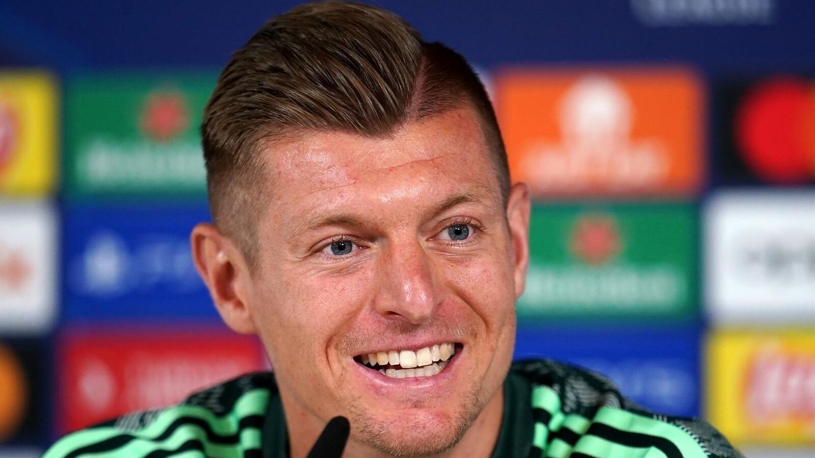 Toni Kroos: "No me molestaron los abucheos en Arabia, fue bastante divertido"