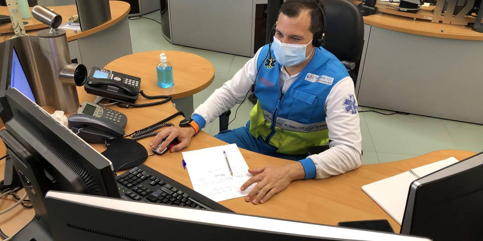 Muere un motorista de 44 años en Arroyomolinos al golpearse la cabeza contra el bordillo de una acera