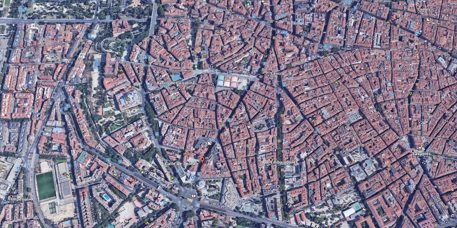 Un escape de gas obliga a acordonar un tramo de la calle Toledo durante unas horas