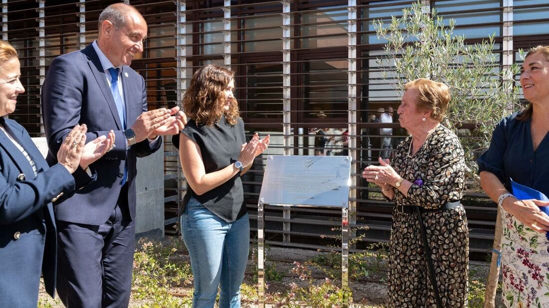 Sevilla la Nueva subraya la importante inversión de la Comunidad en el nuevo centro de salud