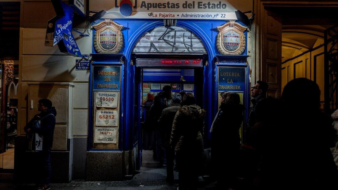 El Gordo de El Niño cae en Madrid y se extiende a cinco municipios de la región