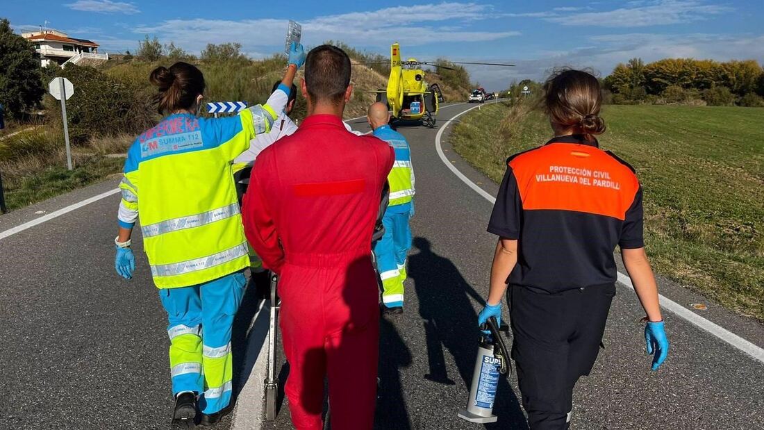 Una motorista de 23 años  grave con múltiples lesiones al salirse de la vía en Quijorna