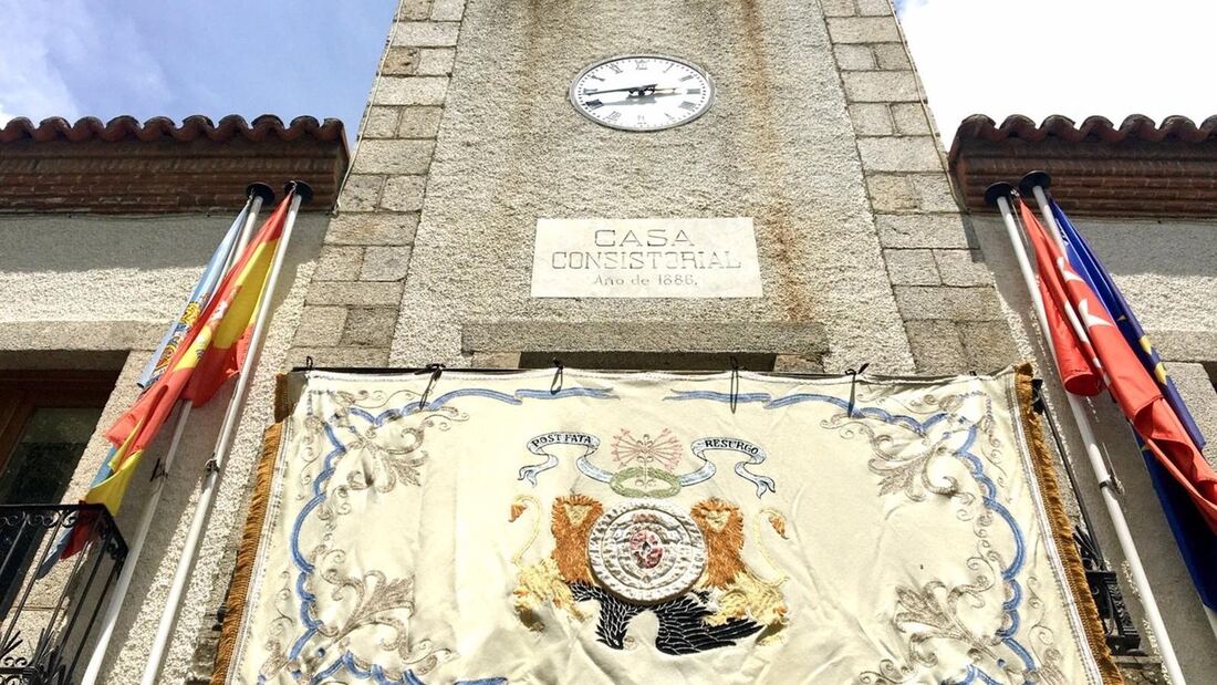 Piden amparo al Defensor del Pueblo para que se facilite la instalación de placas fotovoltaicas en El Escorial