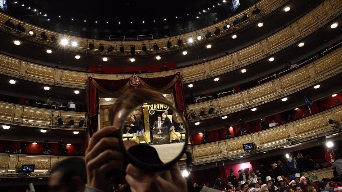 El 88.008, el 'Gordo' del Sorteo de Navidad 2023, reparte 200 millones en el Barrio del Pilar