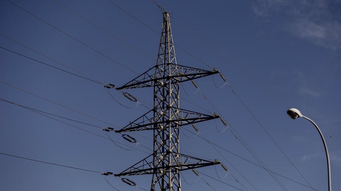 Precios negativos en el mercado eléctrico durante tres horas este martes