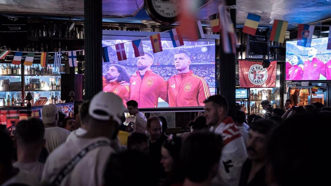 Los monumentos de Madrid se iluminarán con los colores nacionales para apoyar a la selección en la final de la Eurocopa