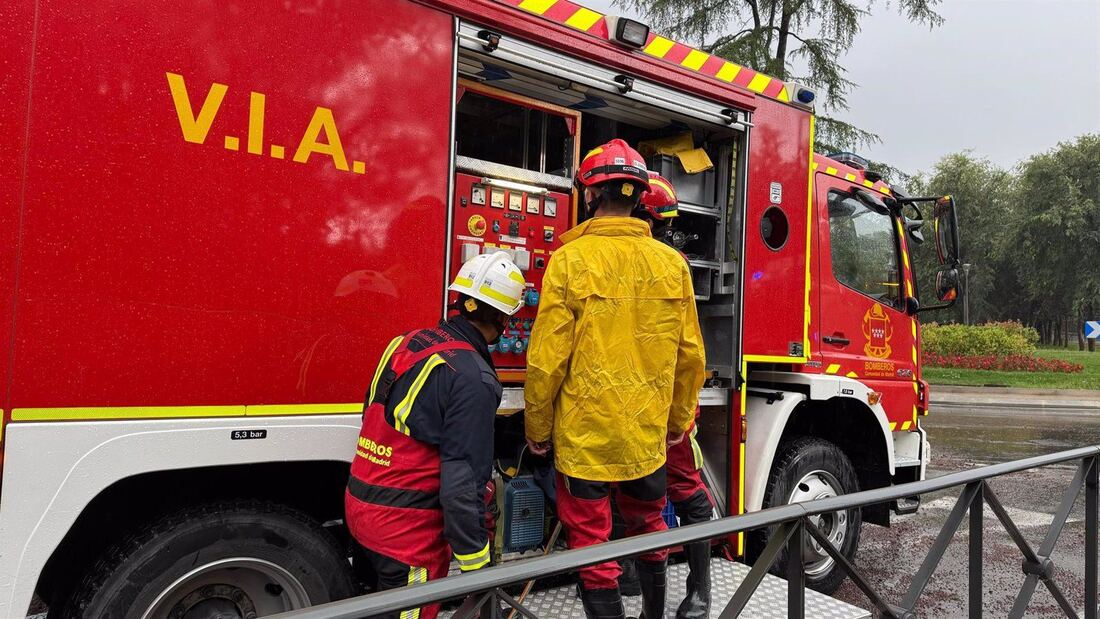 Emergencias Madrid gestiona 256 incidencias por lluvias en cuatro horas