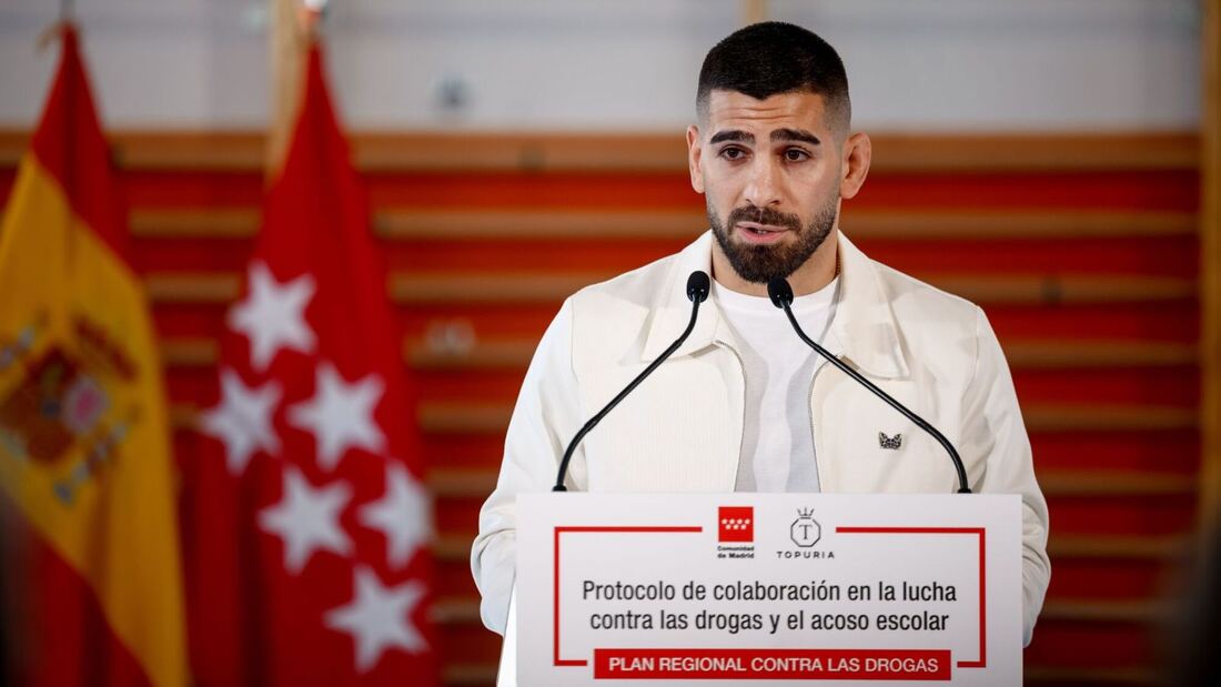 El Gobierno regional lanza la campaña contra el acoso escolar con Topuria de protagonista