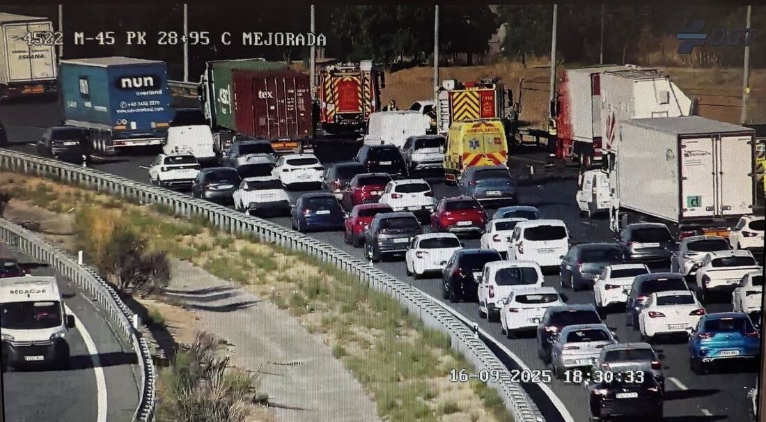 Un accidente múltiple en la M-45 provoca retenciones y un herido en San Fernando de Henares