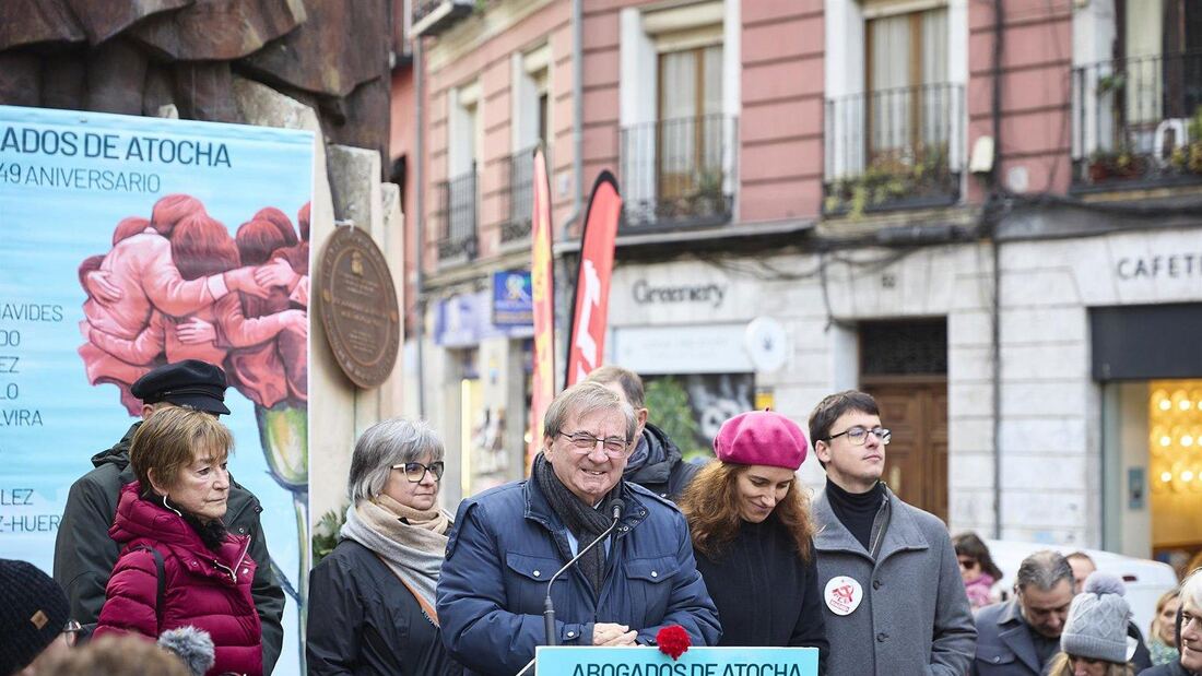 Madrid homenajea a los Abogados de Atocha en un acto marcado por la alerta ante el auge de la extrema derecha