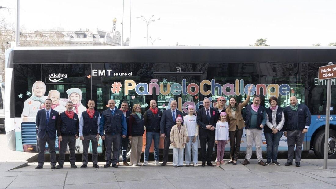 La EMT vinila un autobús de la línea 75 para dar visibilidad al cáncer infantil