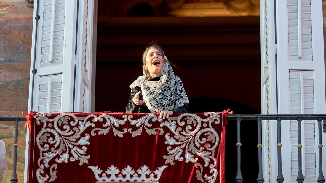 Madrid llena sus calles de saetas en Semana Santa con actuaciones en balcones y plazas emblemáticas