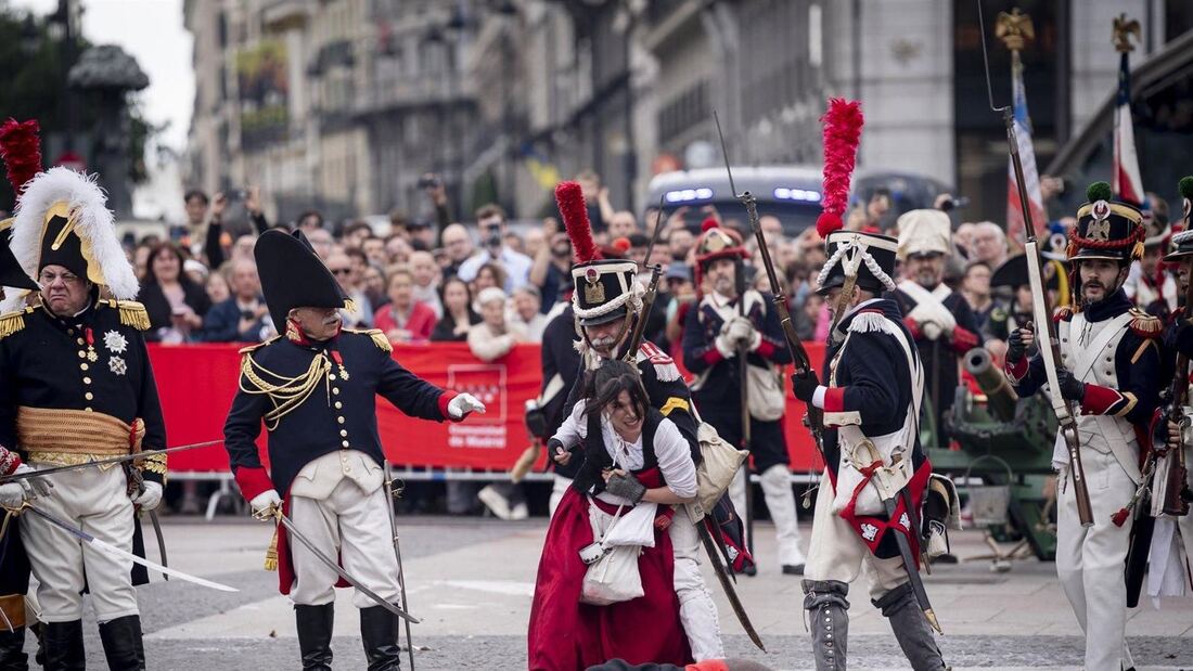 Más de 80.000 personas participaron en los actos del 2 de Mayo en Madrid