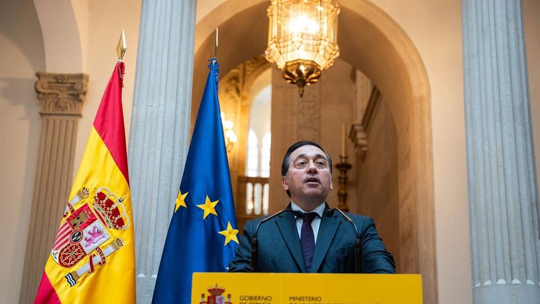 Albares confirma que el activista español detenido por Israel recibirá asistencia consular este sábado