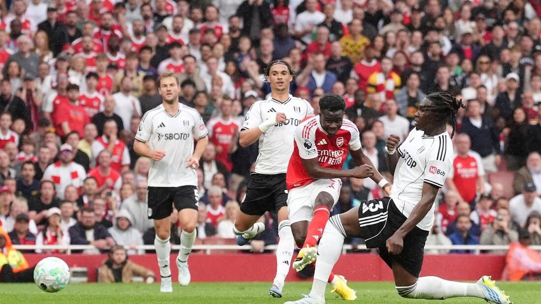 Arsenal golea al Fulham y mete presión por la Premier antes de medirse al Atlético